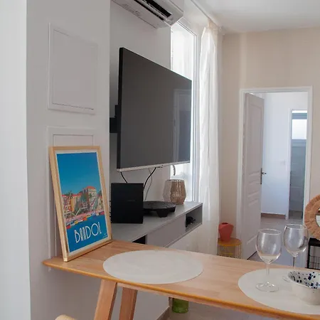Bandol - Appartement Corneille Exterior photo